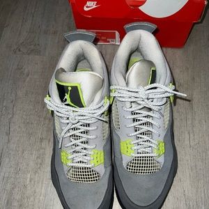 Jordan 4